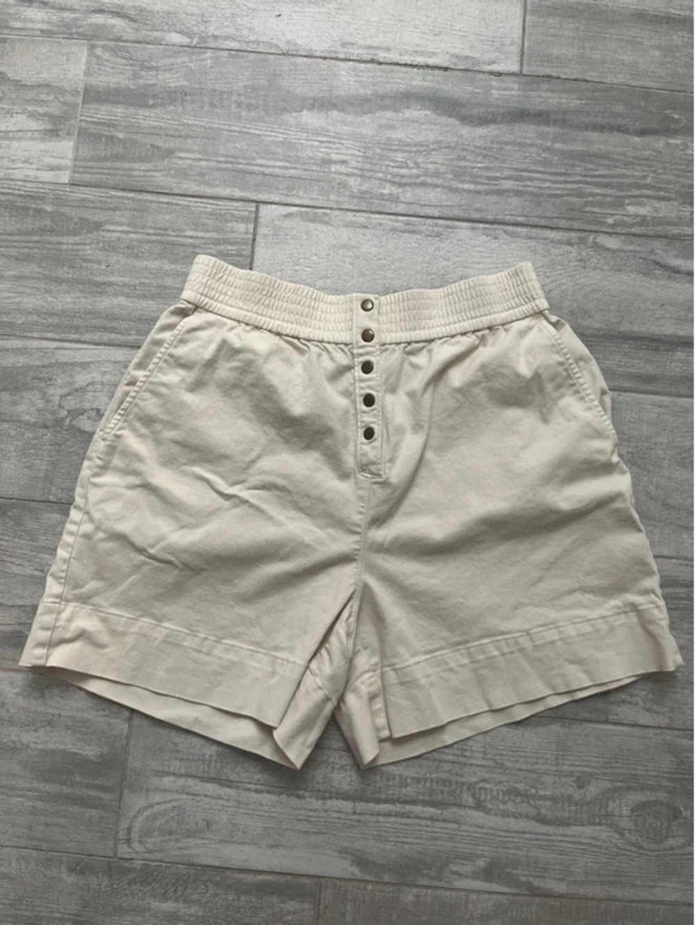 Lou & Grey Cream High Waist Button Shorts